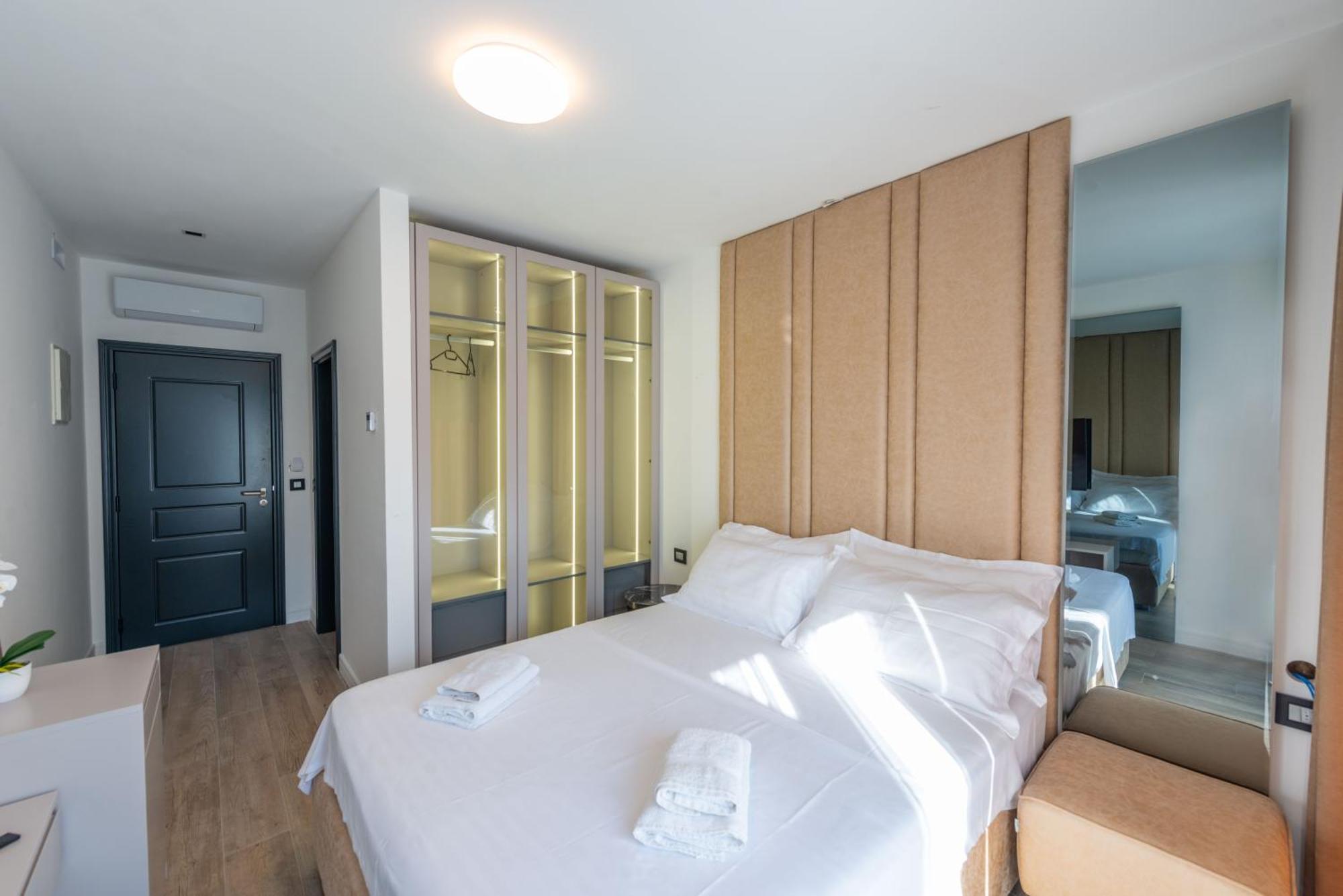 Botanica Boutique Hotel 울친 외부 사진