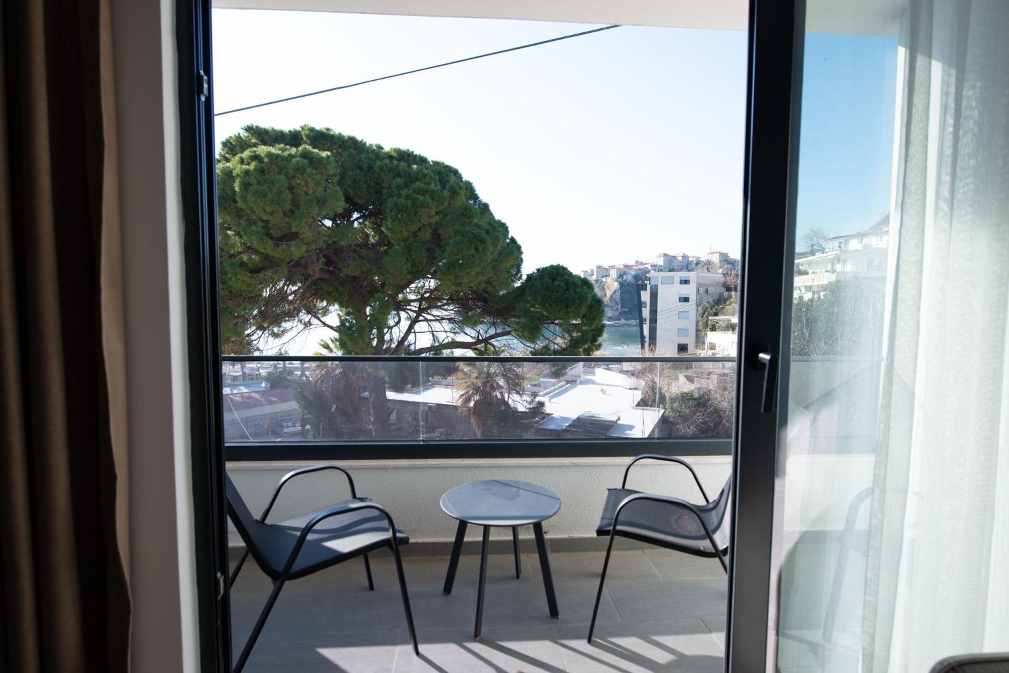 Botanica Boutique Hotel 울친 외부 사진