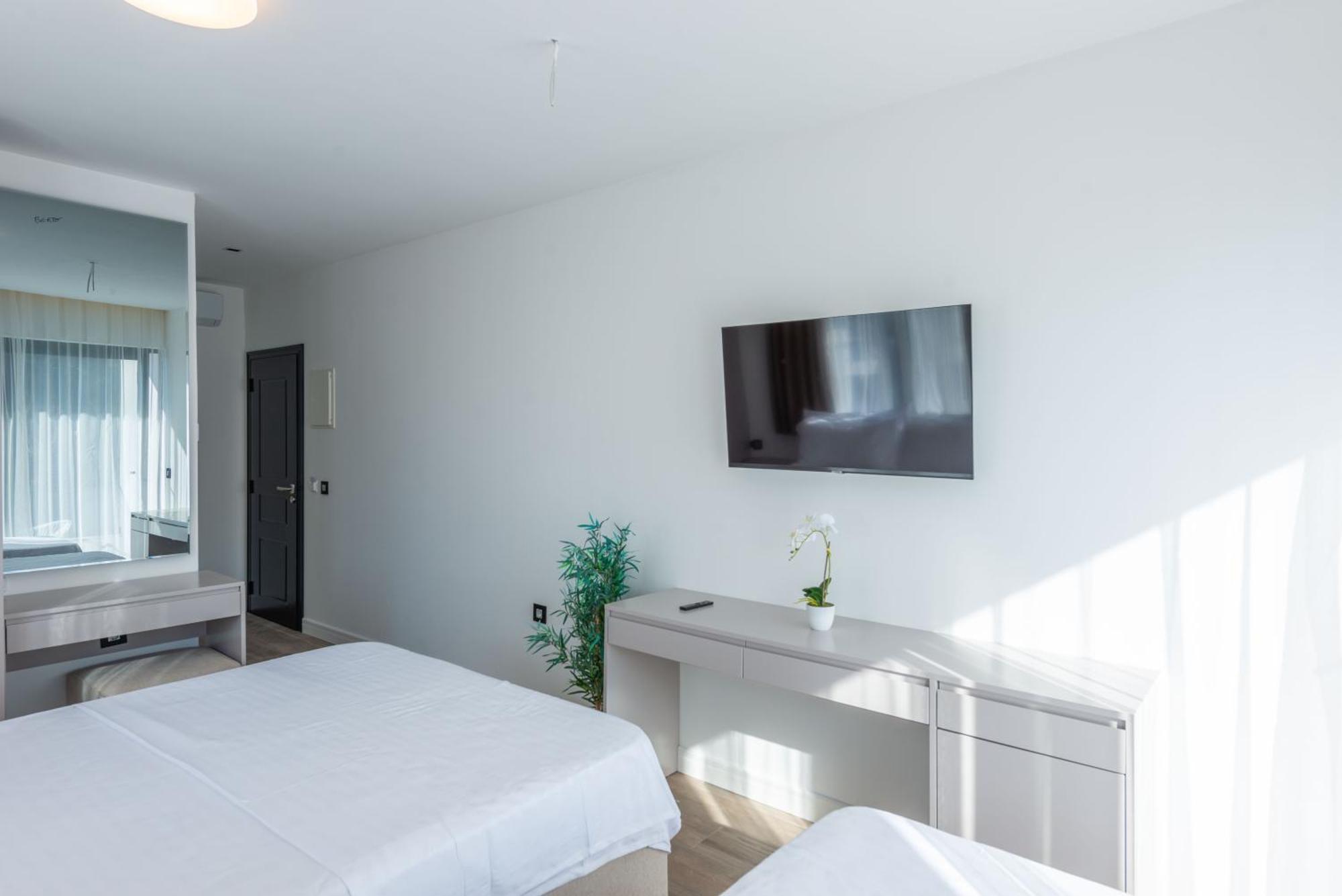 Botanica Boutique Hotel 울친 외부 사진