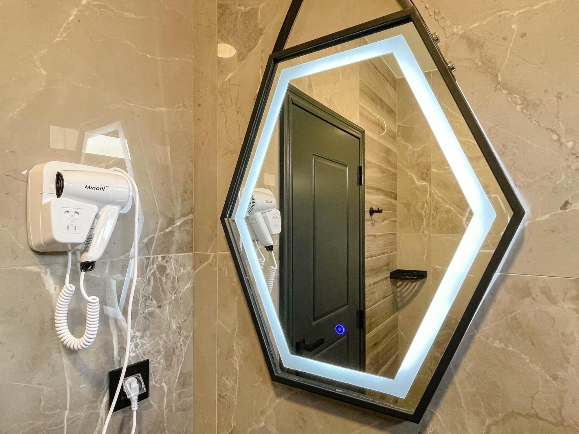 Botanica Boutique Hotel 울친 외부 사진